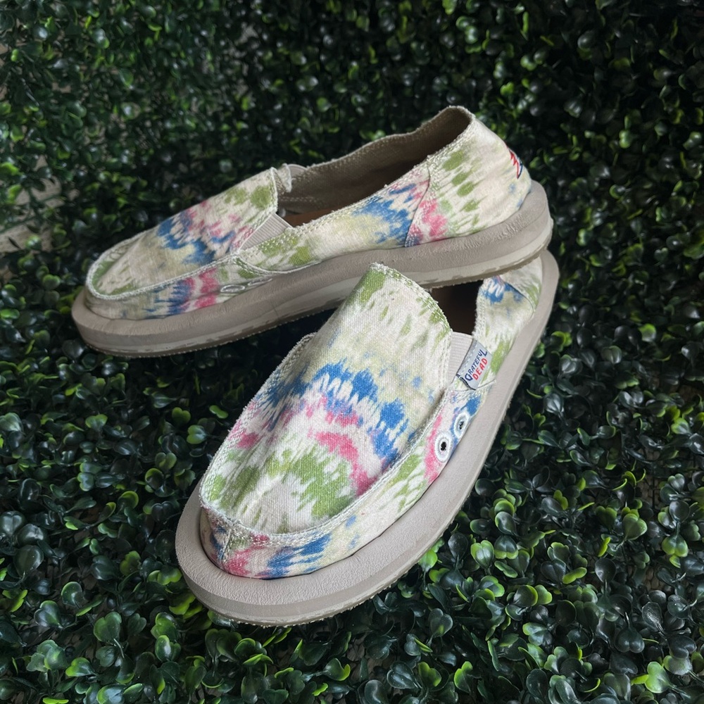 Sanuk Grateful Dead tie dye hemp slip on loafers